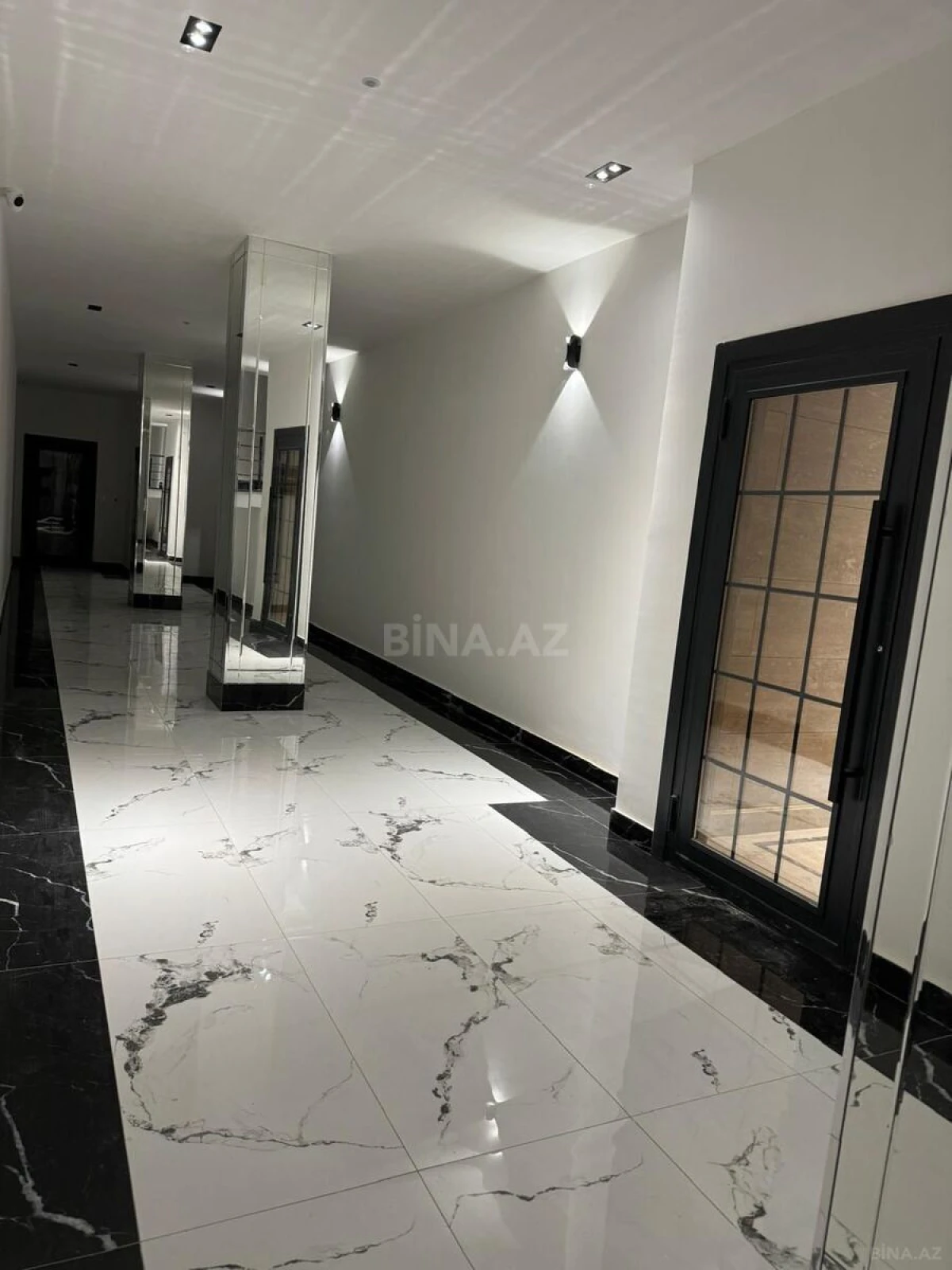 Kirayə verilir 2 otaqlı mənzil 100 m²