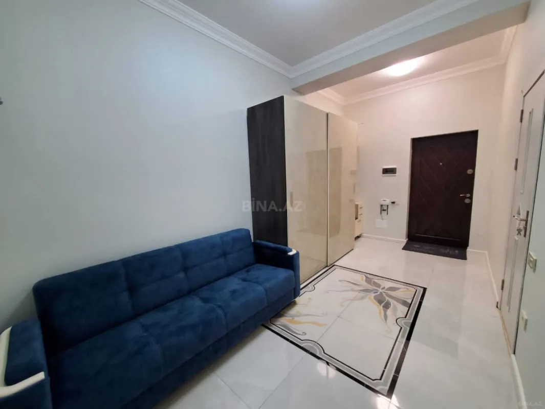 Kirayə verilir 2 otaqlı mənzil 80 m²