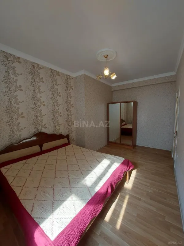 Kirayə verilir 2 otaqlı mənzil 65 m²