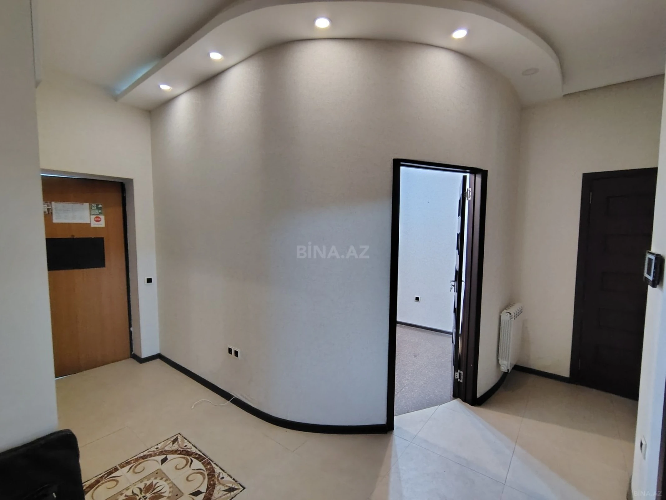 Satılır 3 otaqlı mənzil 97 m²