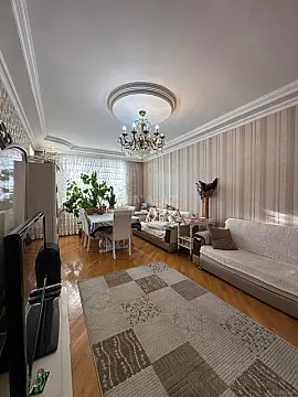 Satılır 2 otaqlı mənzil 96 m²