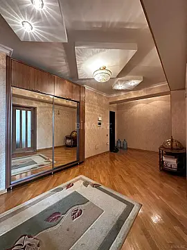 Satılır 2 otaqlı mənzil 96 m²