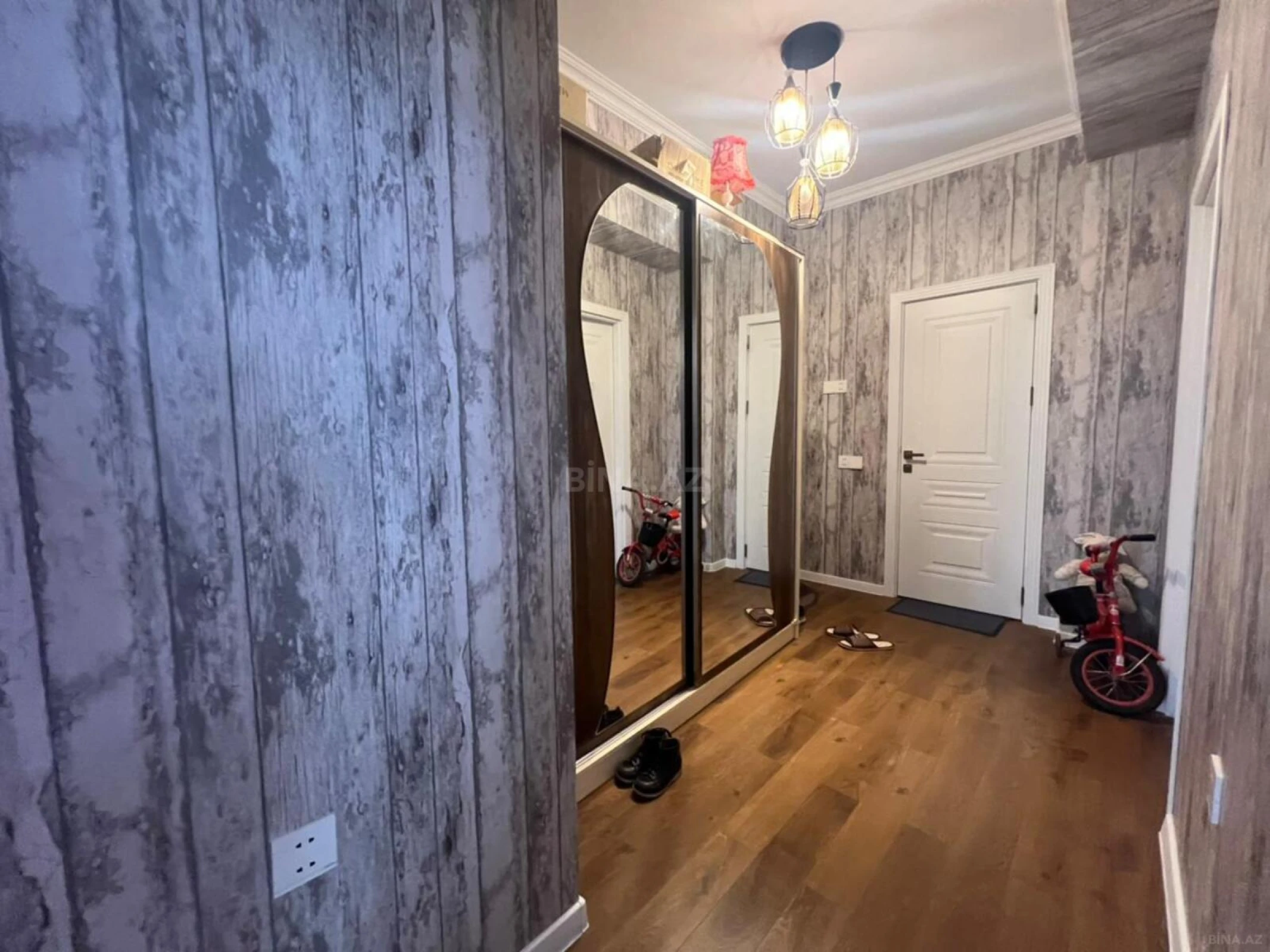 Satılır 3 otaqlı mənzil 72 m²