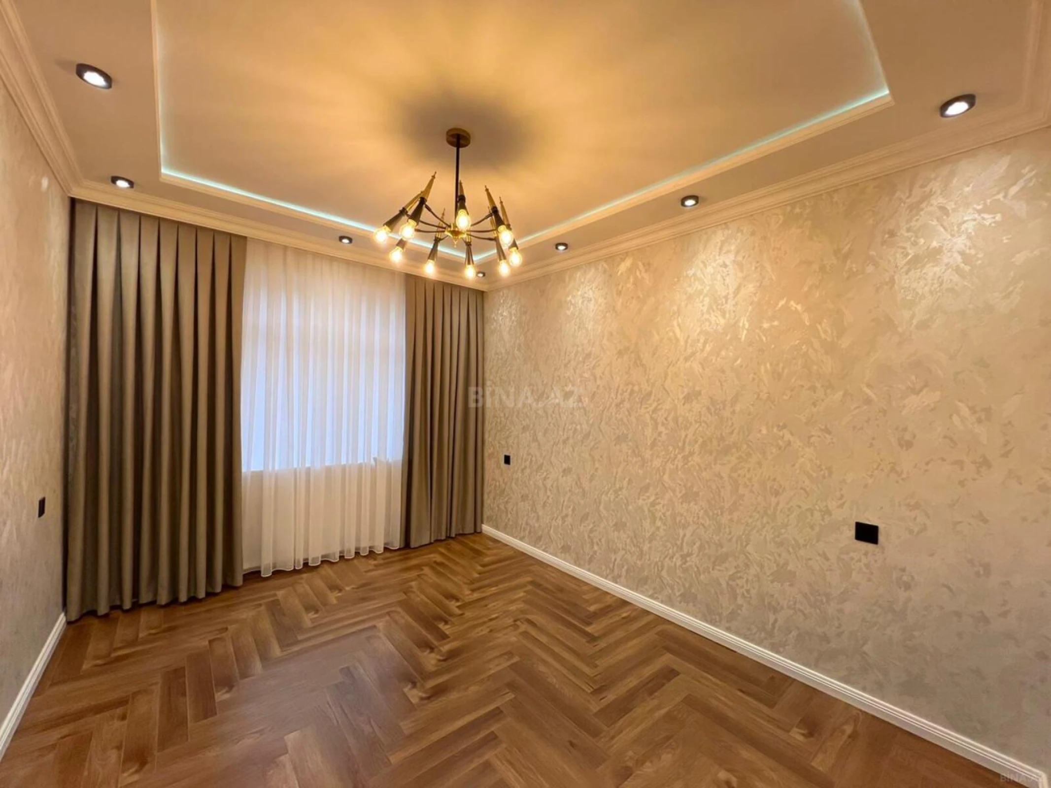 Satılır 3 otaqlı mənzil 80 m²