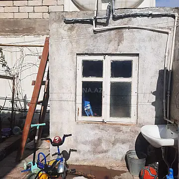 Satılır 2 otaqlı həyət evi 47.5 m²