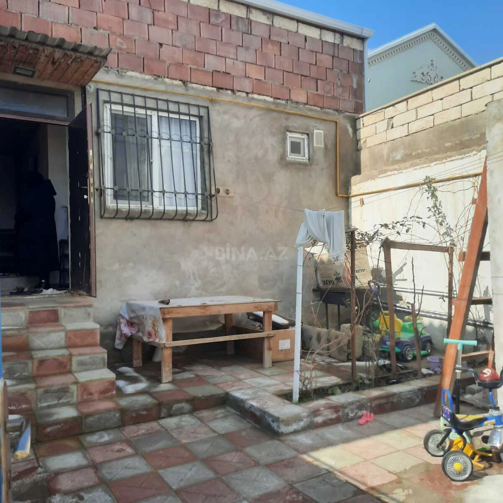 Satılır 2 otaqlı həyət evi 47.5 m²