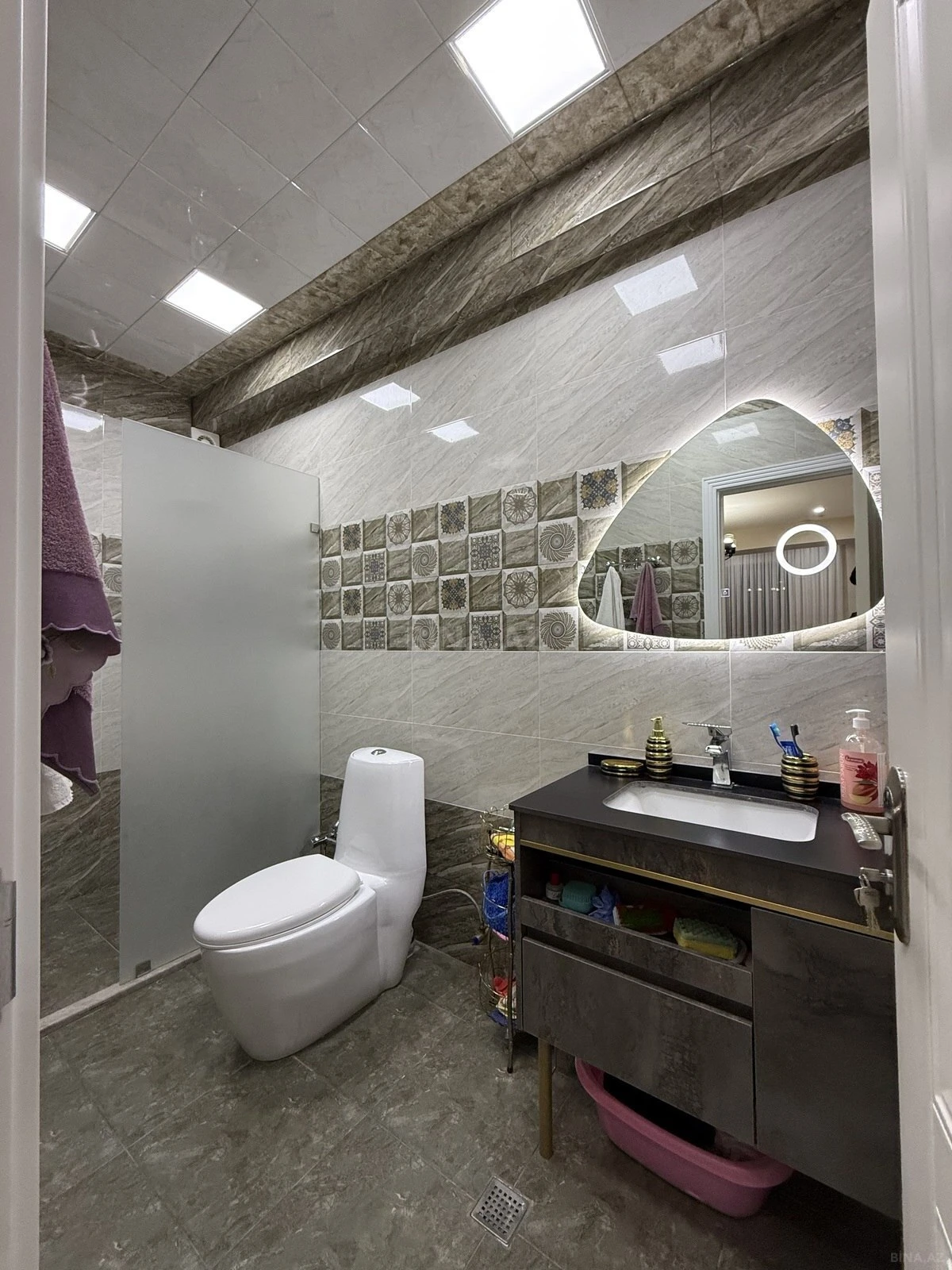 Satılır 2 otaqlı mənzil 72 m²