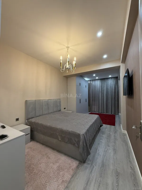 Satılır 2 otaqlı mənzil 72 m²