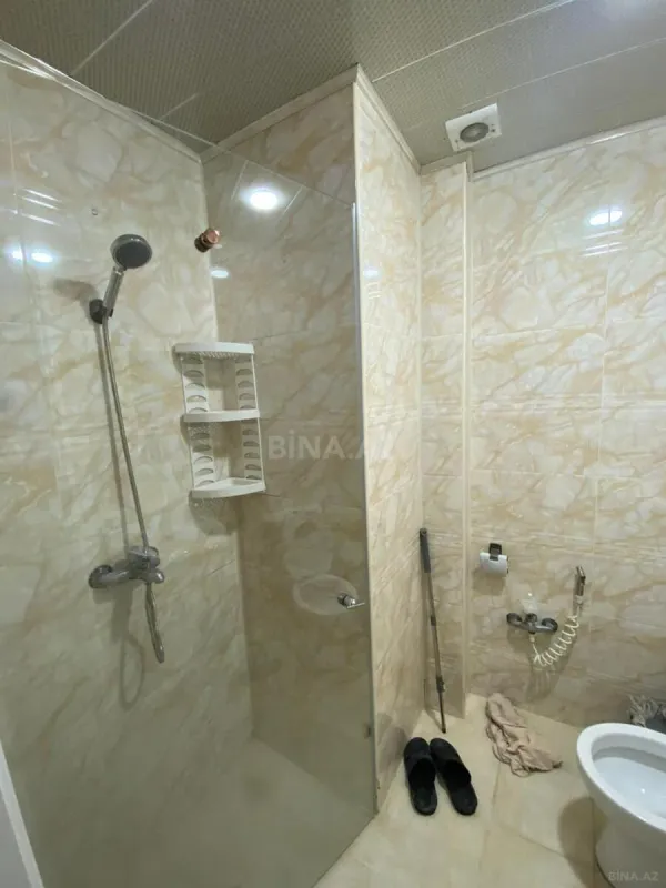 Kirayə verilir 2 otaqlı mənzil 65 m²