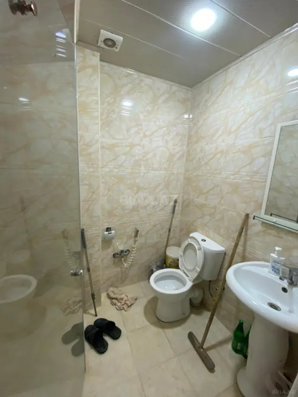 Kirayə verilir 2 otaqlı mənzil 65 m²