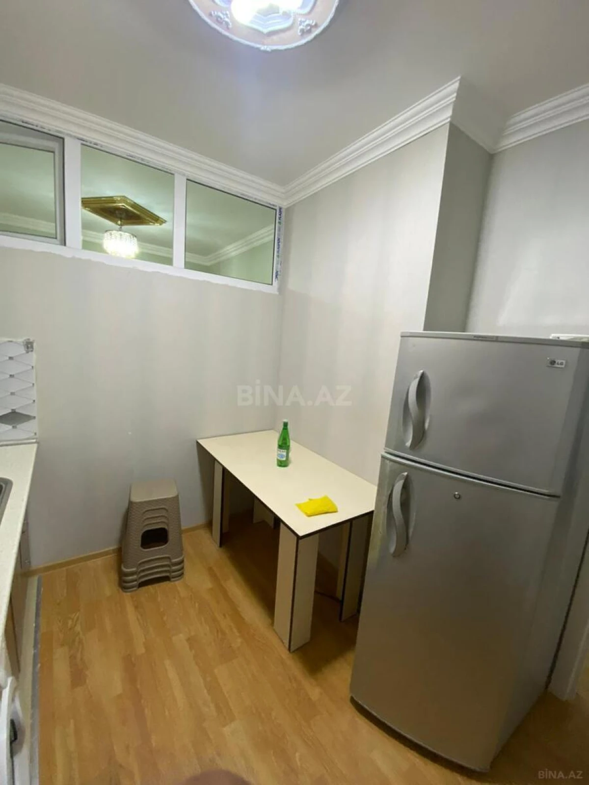 Kirayə verilir 2 otaqlı mənzil 65 m²