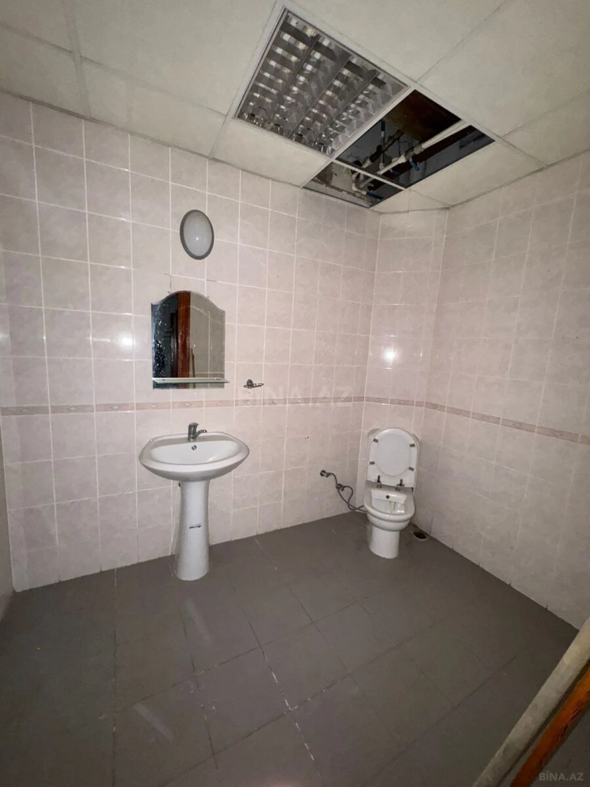 Satılır 3 otaqlı mənzil 102 m²