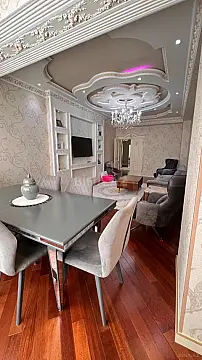 Satılır 4 otaqlı mənzil 168 m²