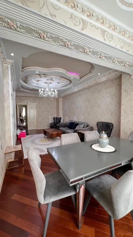 Satılır 4 otaqlı mənzil 168 m²