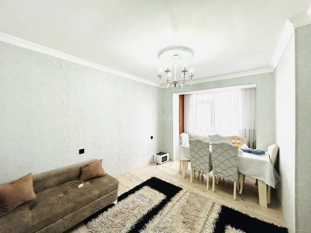 Satılır 3 otaqlı mənzil 71 m²