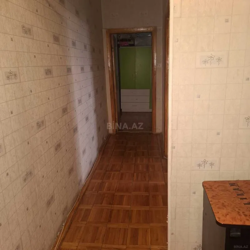 Satılır 4 otaqlı mənzil 93 m²