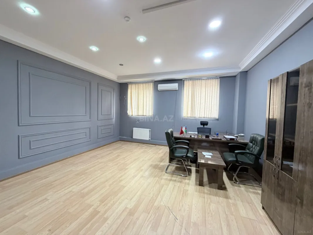Kirayə verilir 4 otaqlı ofis 150 m²