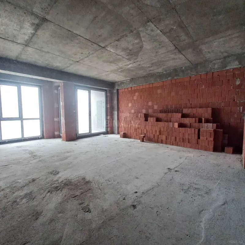Satılır 2 otaqlı mənzil 117.2 m²