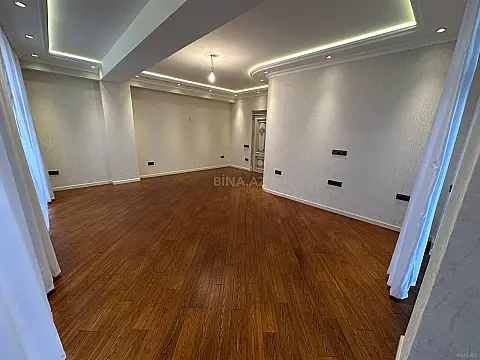 Satılır 3 otaqlı mənzil 140 m²