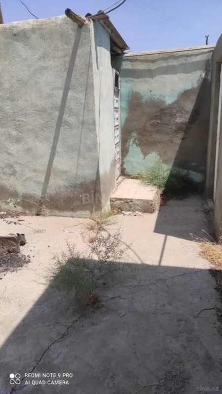 Satılır 4 otaqlı həyət evi 200 m²