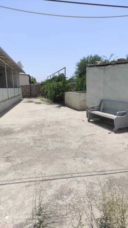 Satılır 4 otaqlı həyət evi 200 m²