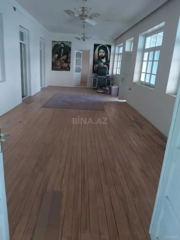 Satılır 4 otaqlı həyət evi 200 m²