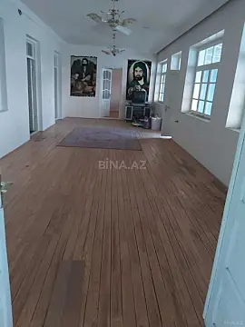 Satılır 4 otaqlı həyət evi 200 m²