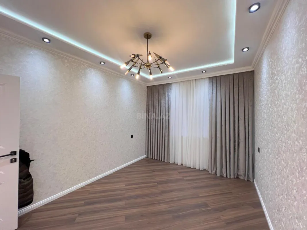 Satılır 3 otaqlı mənzil 80 m²