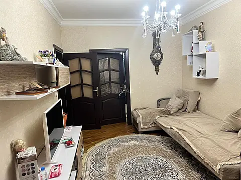 Satılır 2 otaqlı mənzil 50 m²