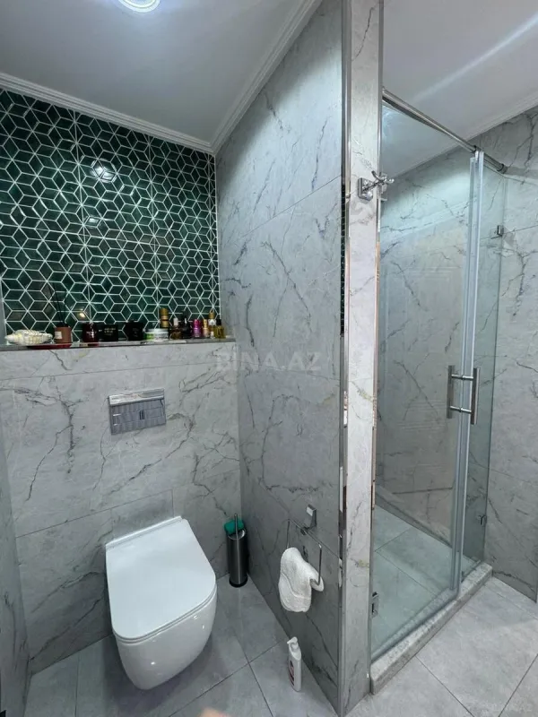 Satılır 3 otaqlı mənzil 117 m²