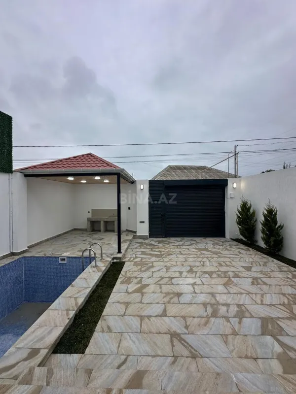 Satılır 4 otaqlı həyət evi 150 m²