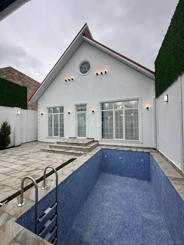 Satılır 4 otaqlı həyət evi 150 m²