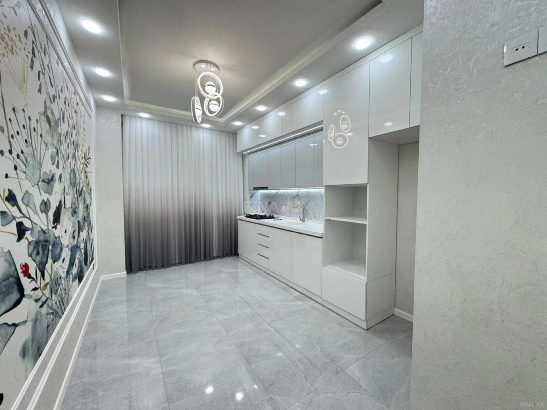 Satılır 3 otaqlı mənzil 96 m²