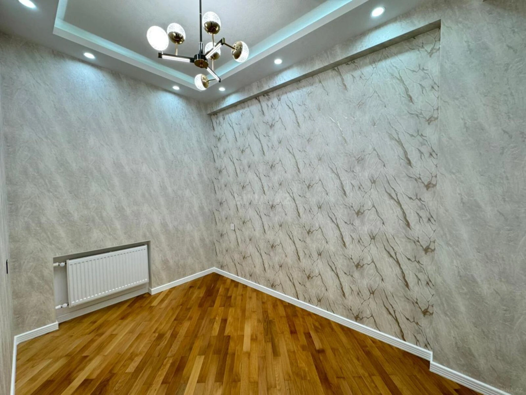 Satılır 3 otaqlı mənzil 96 m²