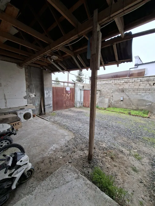 Satılır 4 otaqlı həyət evi 95 m²