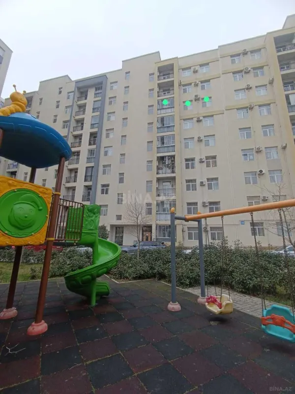 Kirayə verilir 2 otaqlı mənzil 68 m²