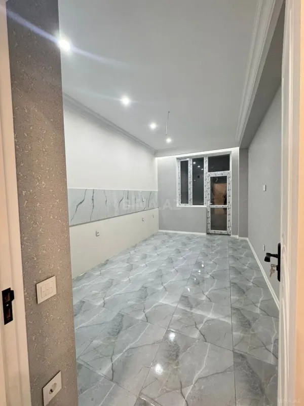 Satılır 3 otaqlı mənzil 124 m²