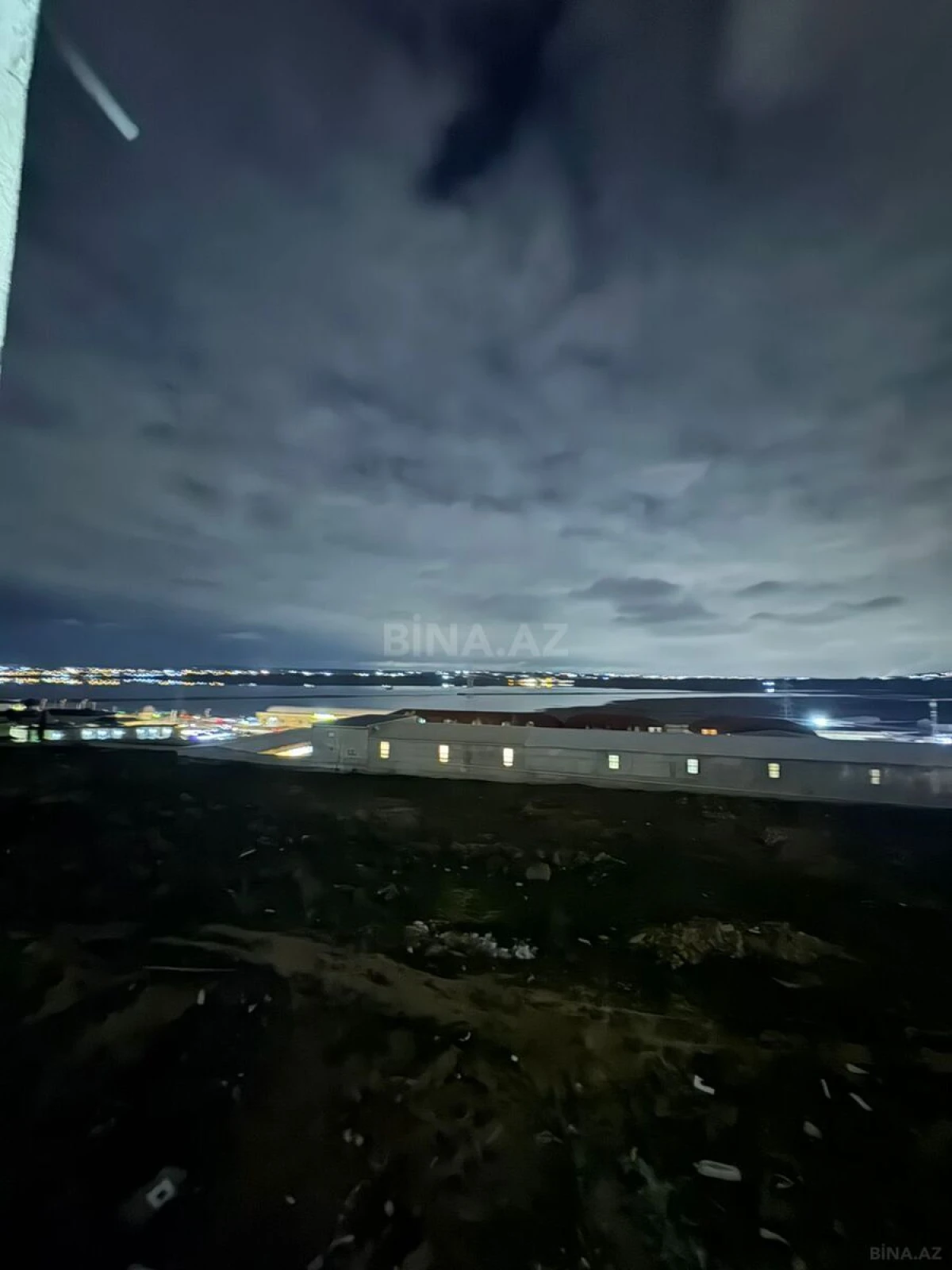 Satılır 3 otaqlı mənzil 124 m²