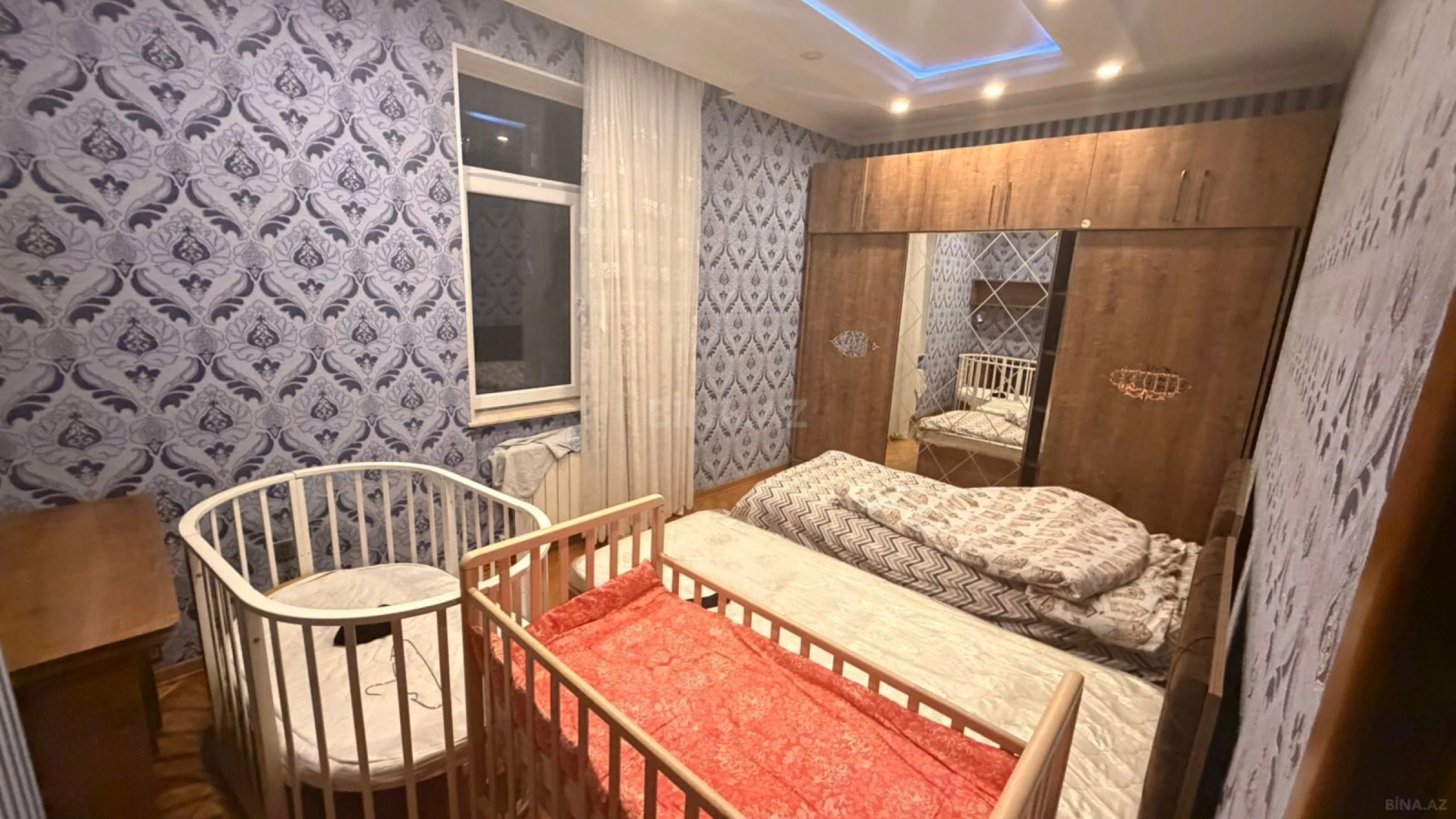 Kirayə verilir 3 otaqlı mənzil 120 m²