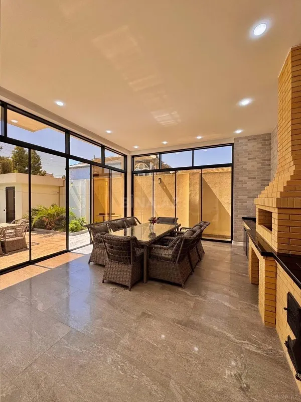 Kirayə verilir 5 otaqlı həyət evi 350 m²