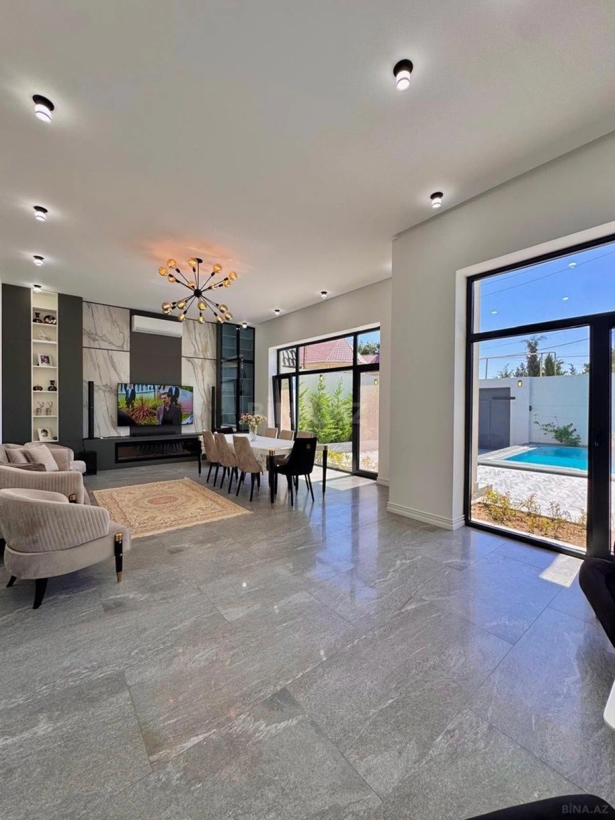 Kirayə verilir 5 otaqlı həyət evi 350 m²