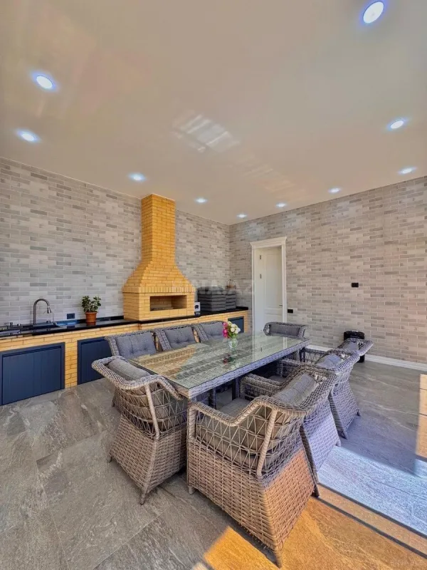 Kirayə verilir 5 otaqlı həyət evi 350 m²