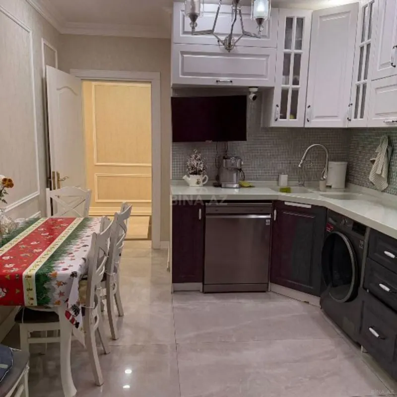 Satılır 3 otaqlı mənzil 100 m²