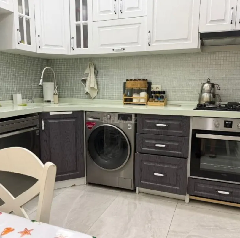 Satılır 3 otaqlı mənzil 100 m²