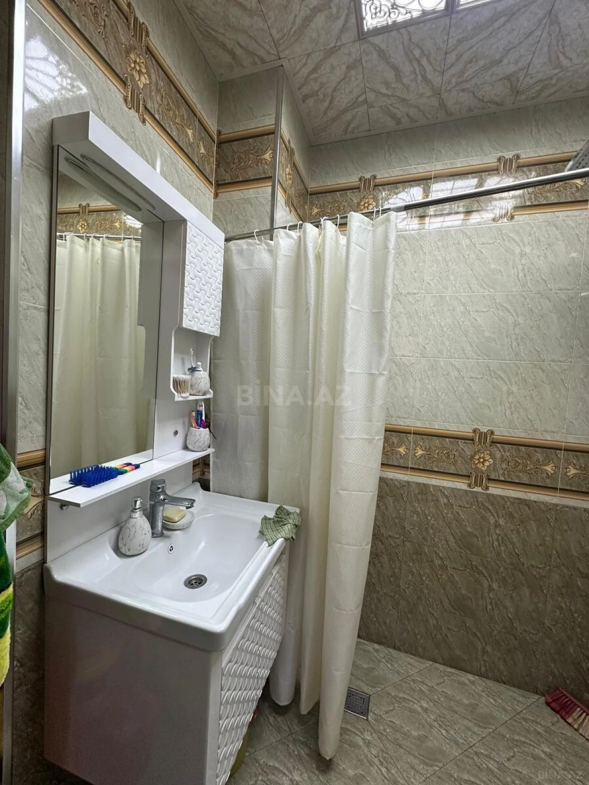 Satılır 2 otaqlı mənzil 53 m²