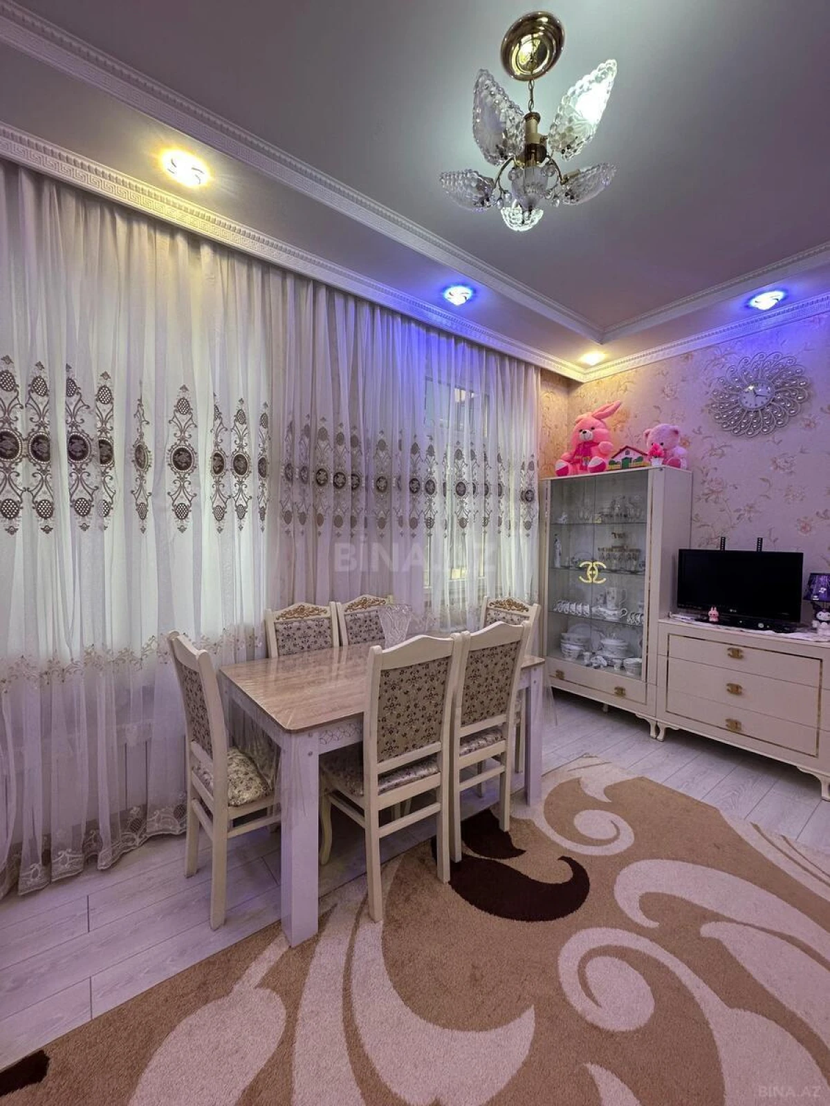 Satılır 2 otaqlı mənzil 53 m²