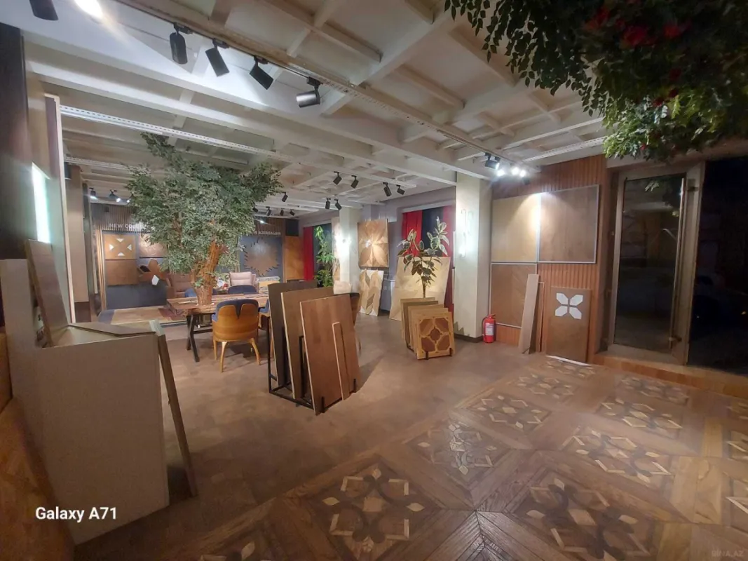 Kirayə verilir obyekt 300 m²