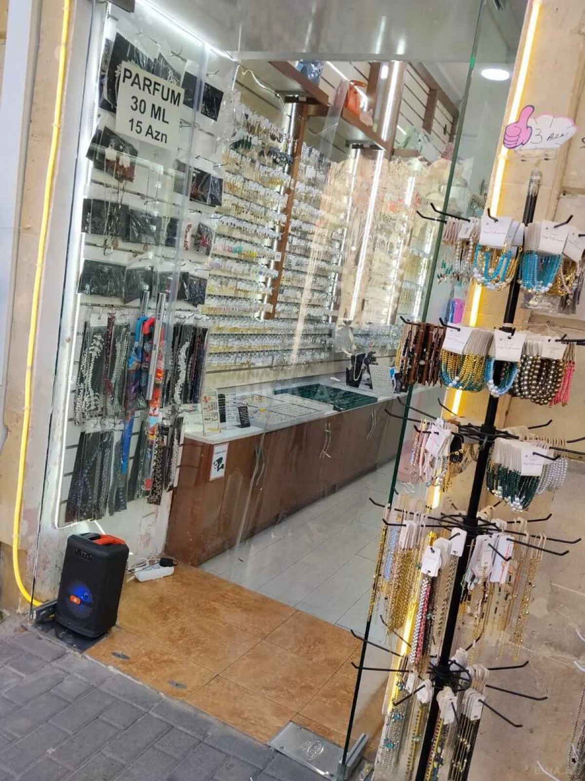 Satılır obyekt 31.5 m²