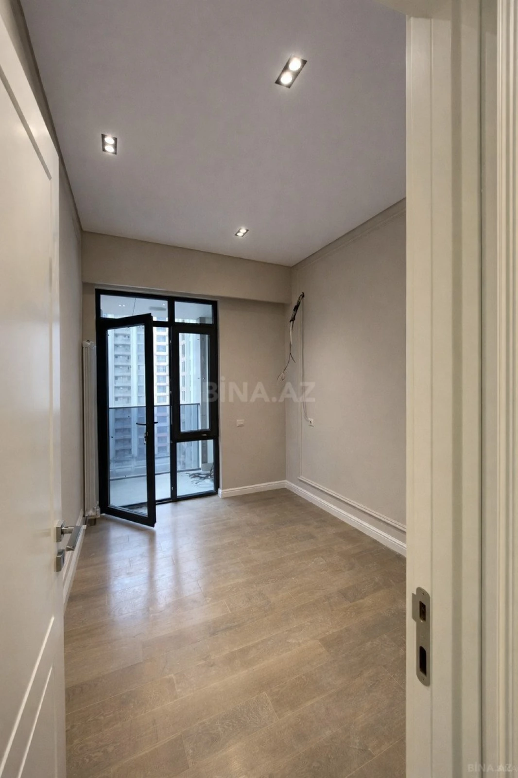 Satılır 3 otaqlı mənzil 70 m²