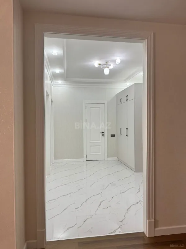 Kirayə verilir 3 otaqlı mənzil 105 m²